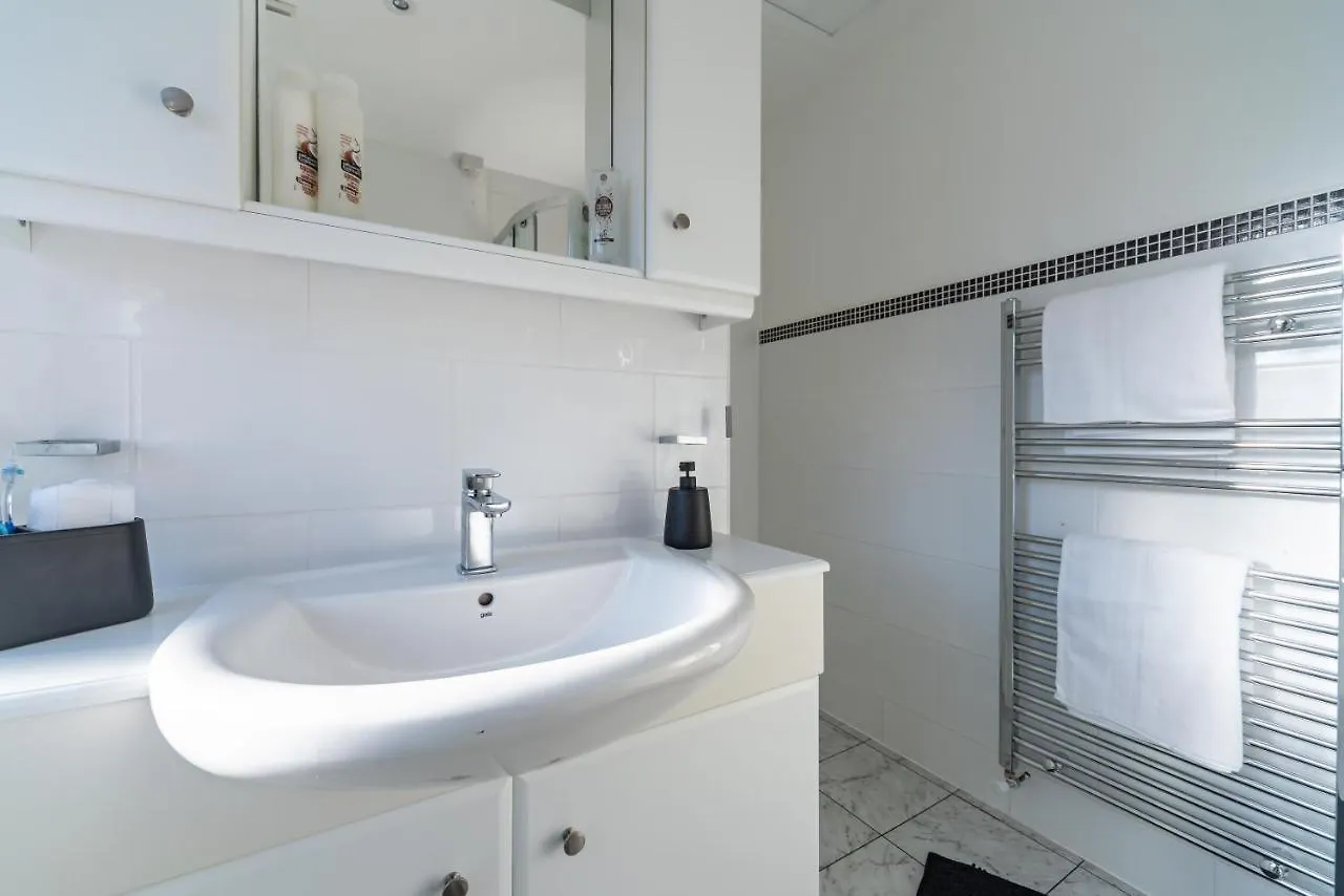 Honey'S Hideaway Villa Kingston upon Hull United Kingdom