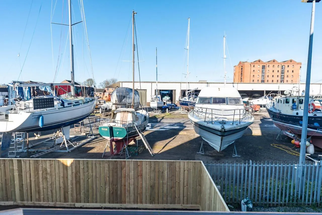 Honey'S Hideaway Villa Kingston upon Hull Holiday home