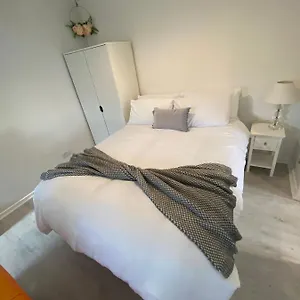 Apartment Spring Grove, Kingston upon Hull